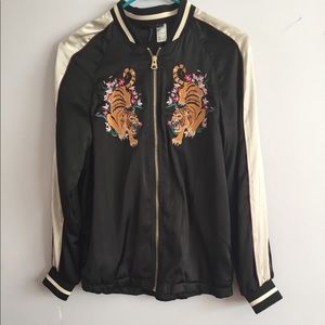 H&M bomber black tiger jacket